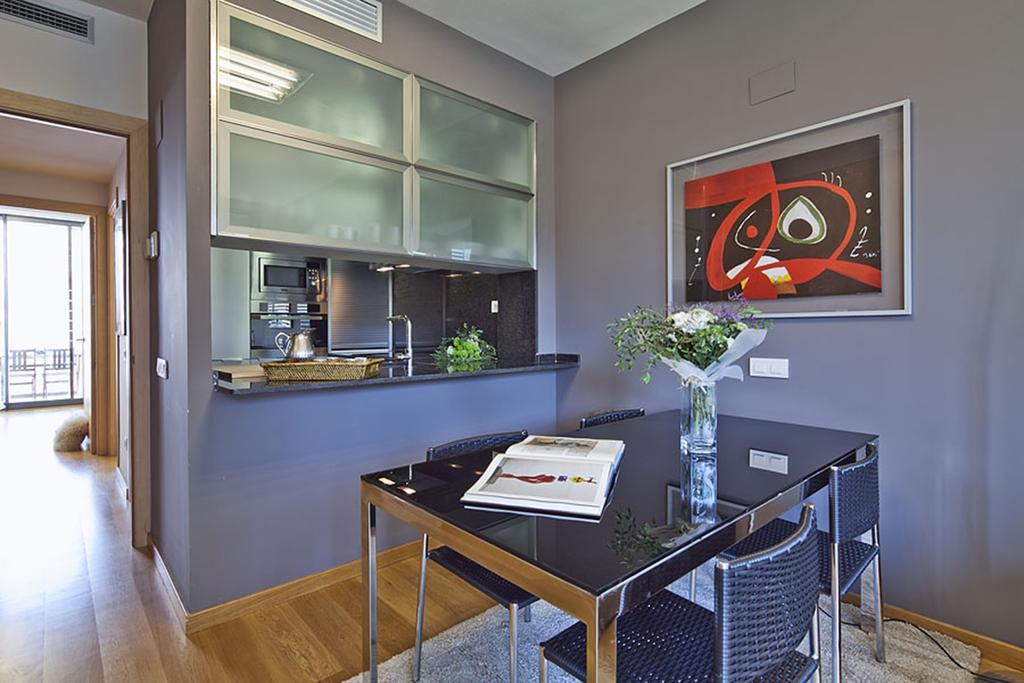 Apartment Barcelona Rentals - Pool Terrace In City Center Экстерьер фото